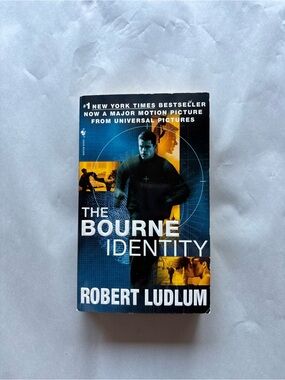 The Bourne Identity by Robert Ludlum Paperback Thriller Jason Bourne Bantam Dell